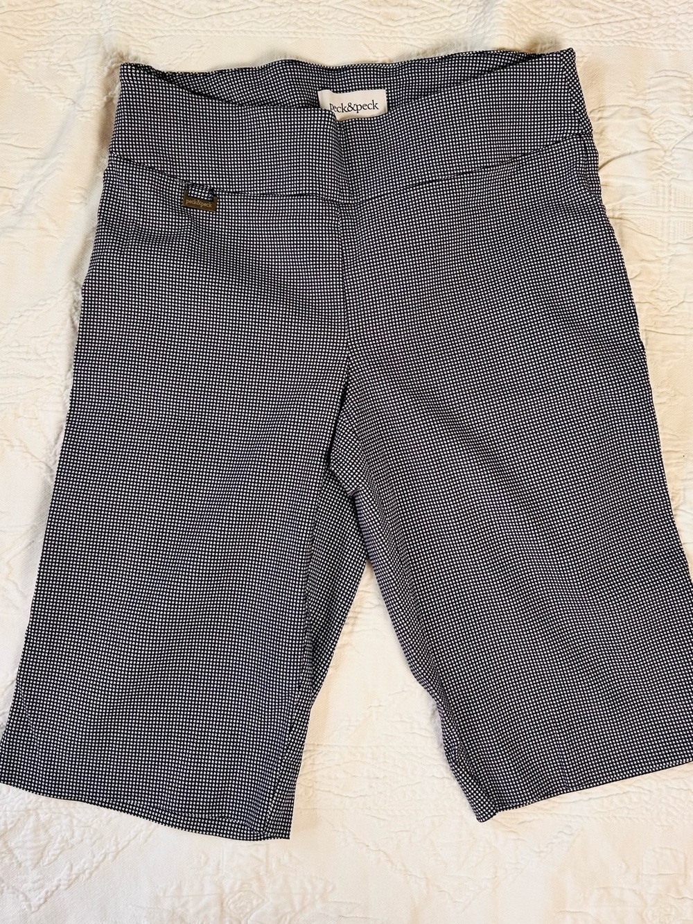 Peck & Peck Black and White Micro-Check Capris